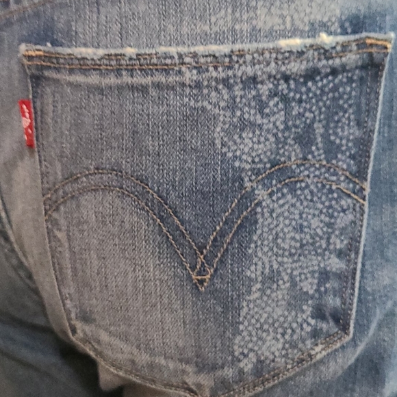 Levi's Straight Leg Jeans - Picture 7 of 16